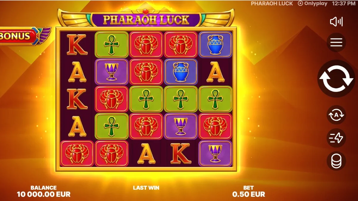 Interface do jogo de slot Pharaoh Luck com tema egípcio